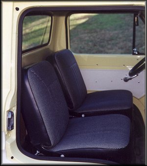 Corvan bucket seats (22868 bytes)